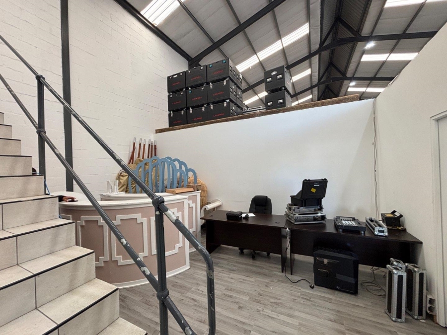 To Let commercial Property for Rent in Rivergate Western Cape